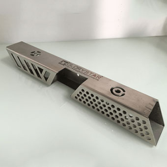 NS??三卡盤(pán)光纖激光管材切割機(jī) NS??三卡盤(pán)光纖激光管材切割機(jī)